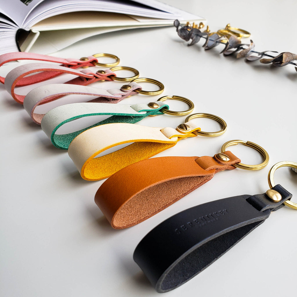 Minimalist Key Holder / Organiser, Italian Leather, Personalised Key Case, Monogram Leather Keychain, Key Fob, Keys Purse, Christmas Gift. Made in